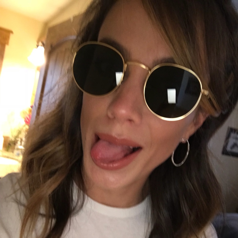 Meet your Posher, Andrea